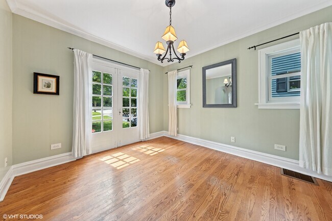 Foto del edificio - 606 Elm St