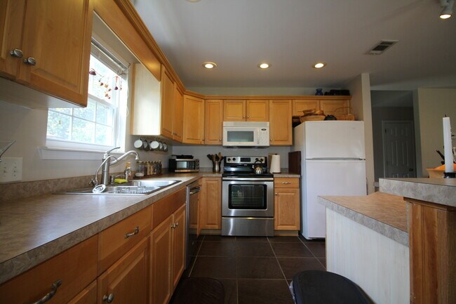 Foto del edificio - Spacious 3 Bedroom Home in Fort Walton Beach