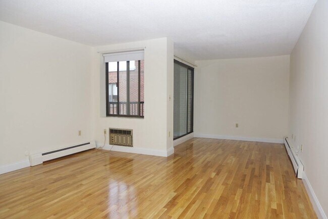 Building Photo - 109-111 Tremont St