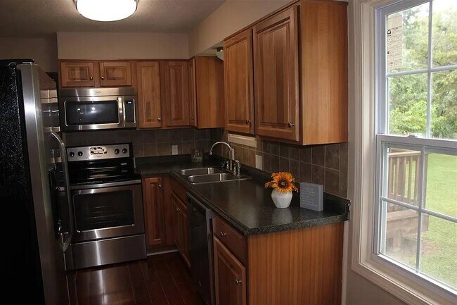 Foto del edificio - 232 E Spruce St