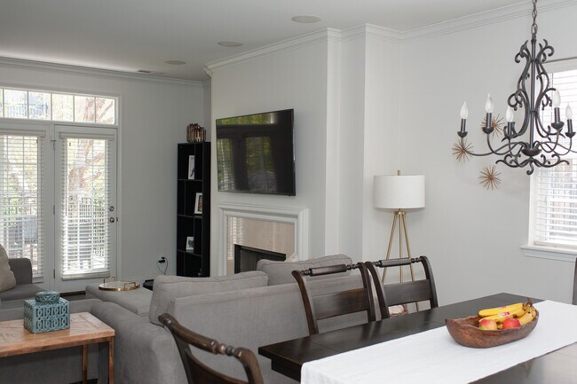 Foto del edificio - 6659 Junction Ln