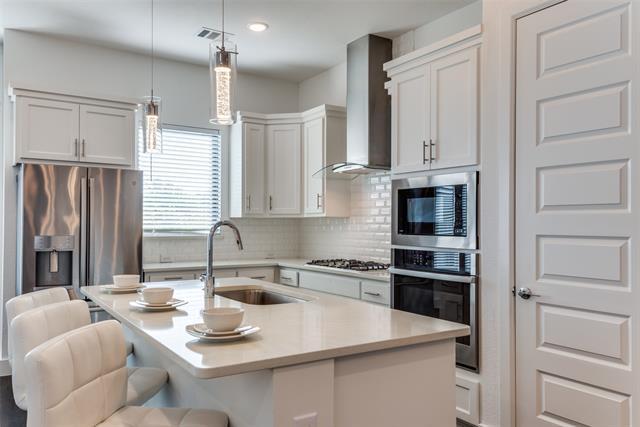Foto principal - 8036 Cornelius Dr.