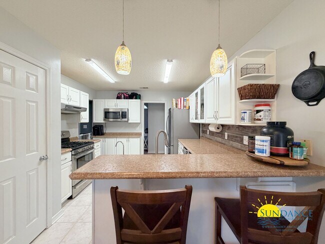 Building Photo - Charming 4-Bedroom Home in Crestview – Prime Location!