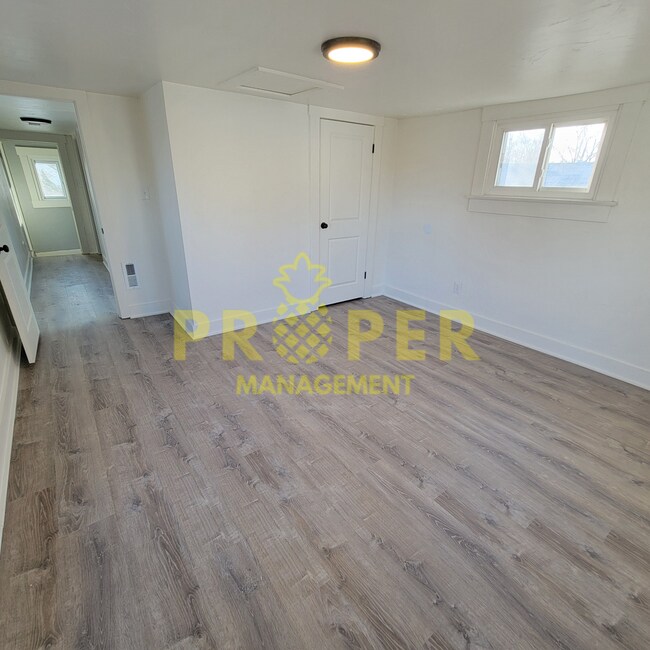 Foto del edificio - Charming 2 bed House for rent with large g...