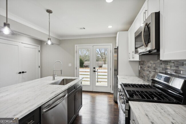 Building Photo - 2267 Melody Ln