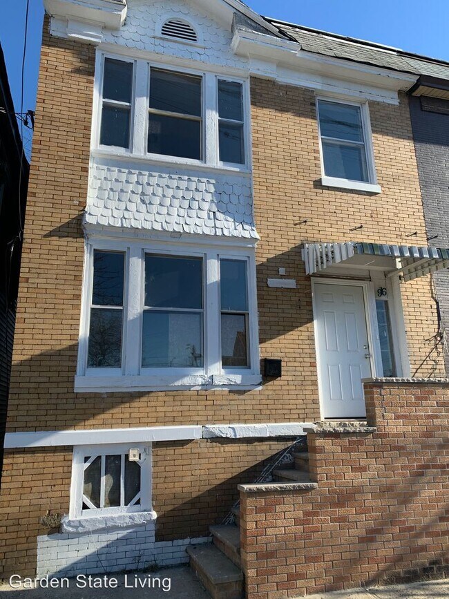4 br, 1 bath House 96 South 14th Street House for Rent in Newark