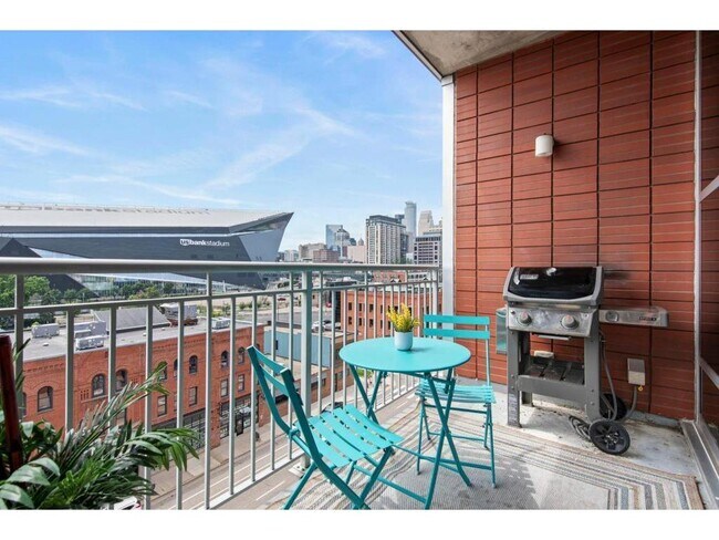 Foto del edificio - 215 10th Ave S