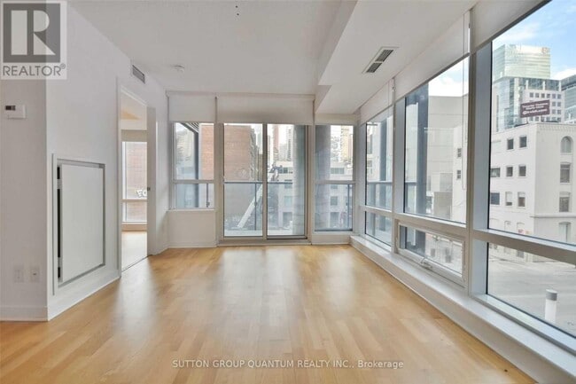 Building Photo - 295 Adelaide St W