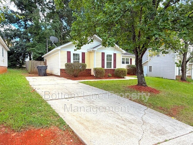 Foto del edificio - 3715 Bullard St