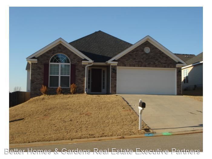 Foto principal - 3 br, 2 bath House - 557 Lory Lane