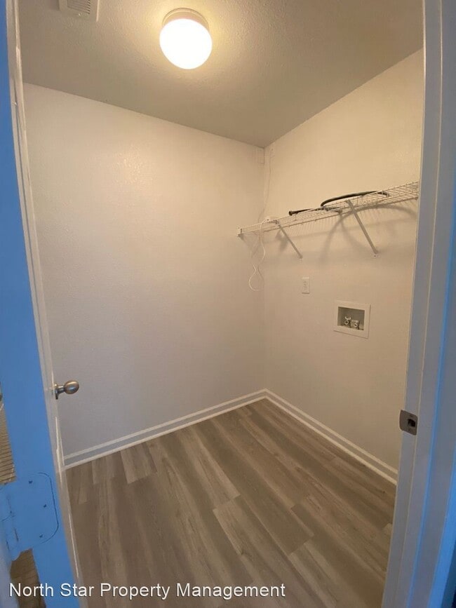 Building Photo - 3 br, 2 bath House - 236 Whitestone Dr. NE