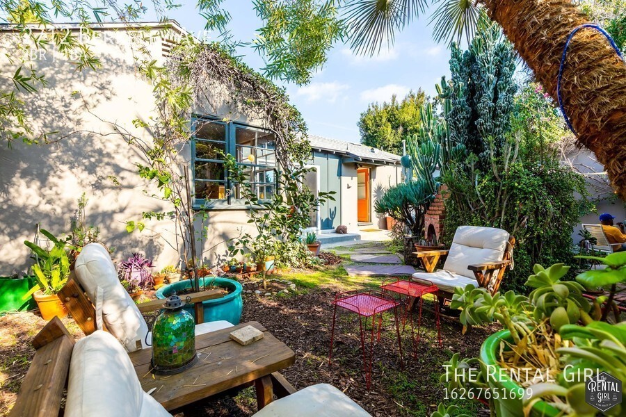 Foto principal - Hidden Away Silver Lake One Year Rental! |...