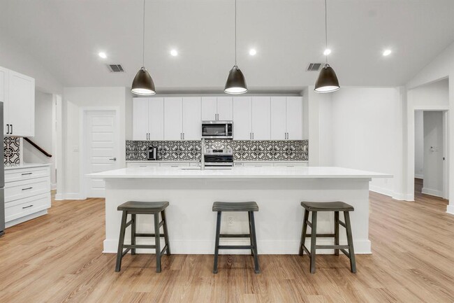 Foto del edificio - 6509 Shady Ln