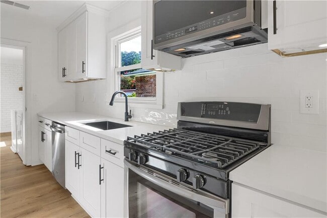 Foto del edificio - 776 Norwood Rd SE