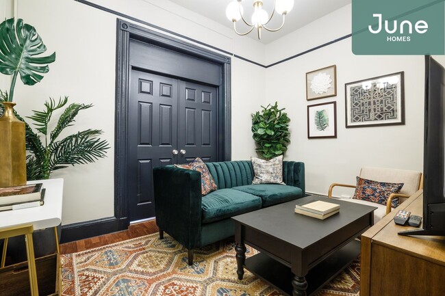 Foto del edificio - Full room in 4-bed/1.0-bath Home