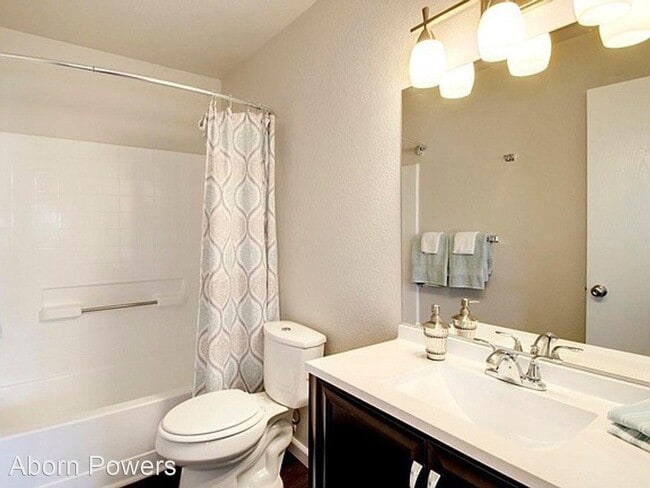 Building Photo - 5761 Shannon Bay Dr
