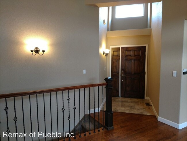 Building Photo - 4 br, 3 bath House - 4408 Turnberry Crescent