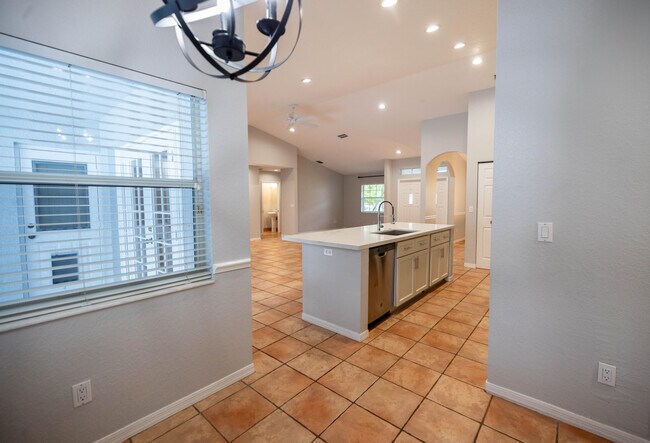 Foto del edificio - 13590 Callington Dr