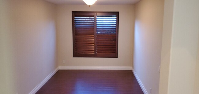 Building Photo - Gorgeous Camarillo Home!   Must See!!!