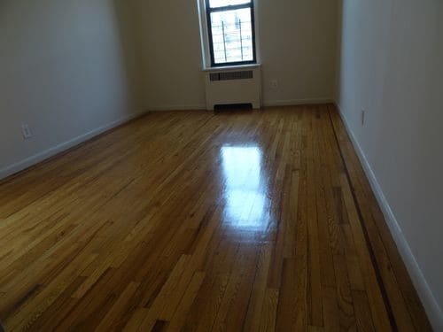 Foto del edificio - 2090 Morris Ave