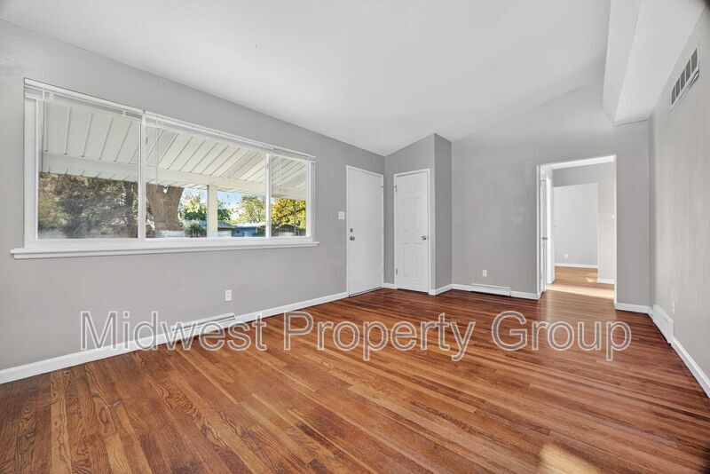 Foto principal - 813 Lynn Haven Ln