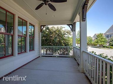 Foto del edificio - 3 br, 3.5 bath House - 400 Ripley Ln