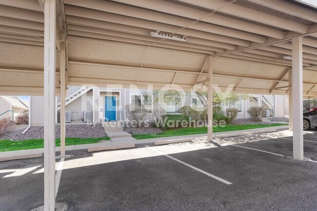 Foto del edificio - 3846 E Canyon Ranch Rd