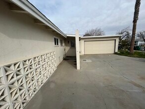 Building Photo - 44021 E 3rd St