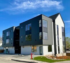 Building Photo - 2520 N Regal St