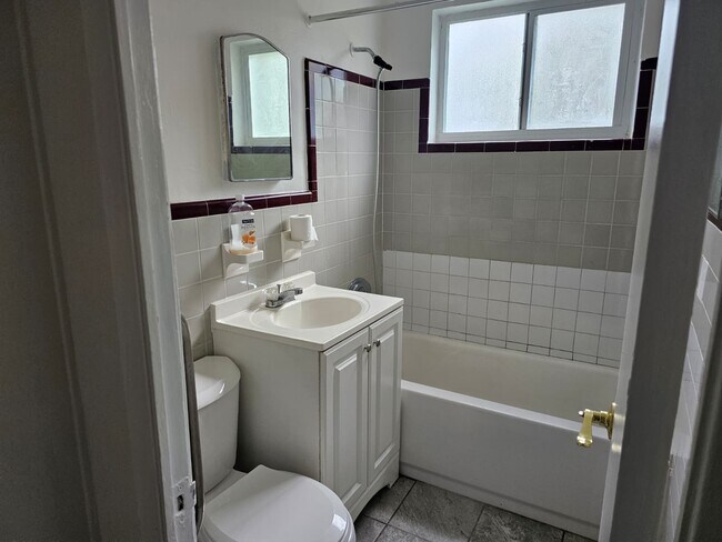 Photo - Esther 1 House