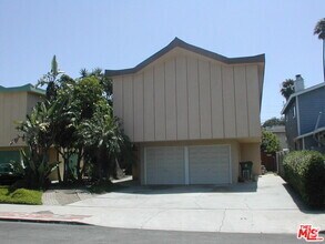 Building Photo - 12492 Gilmore Ave