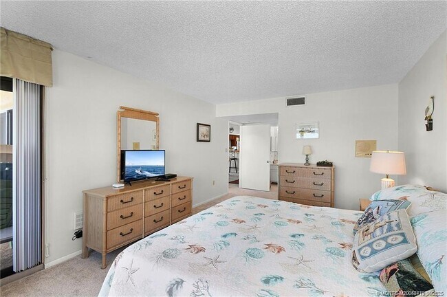 Foto del edificio - 10200 S Ocean Dr