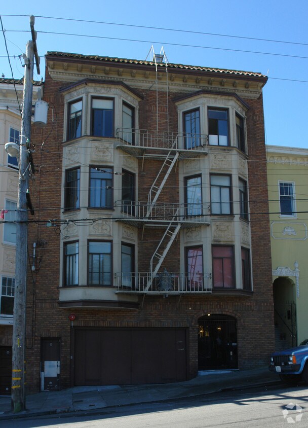 Building Photo - 3215 Clement St
