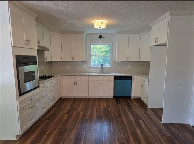 Building Photo - 2907 Moorings Pkwy SW