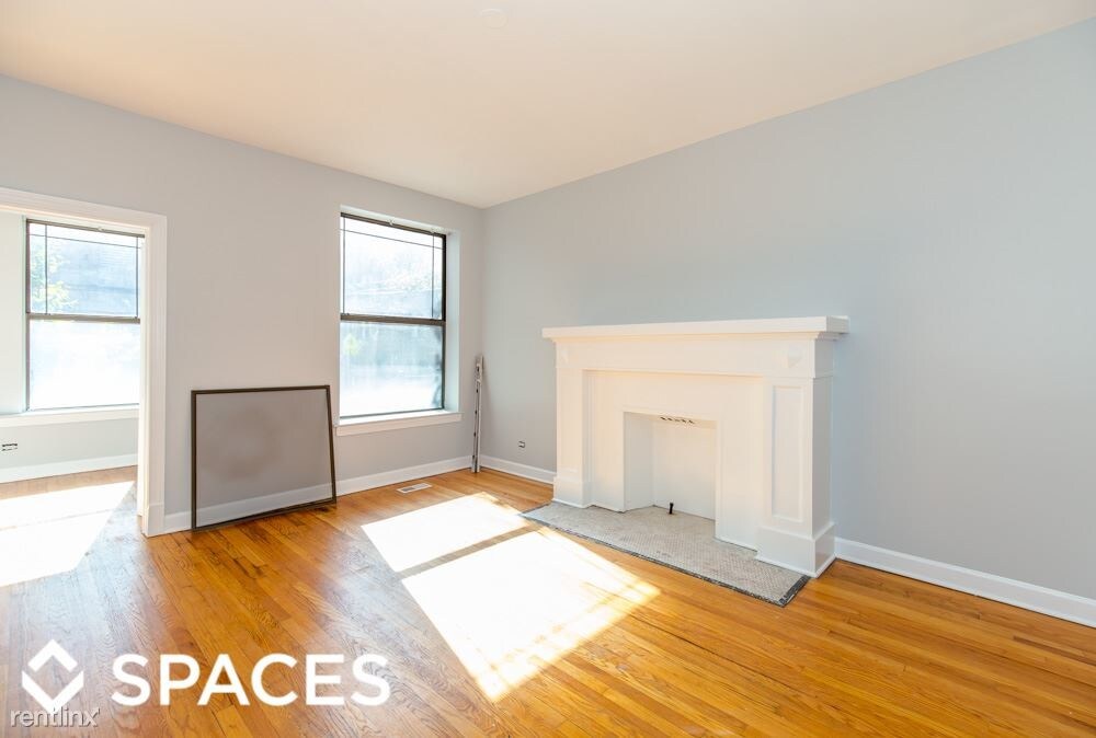 Primary Photo - 1638 W Jonquil Terrace