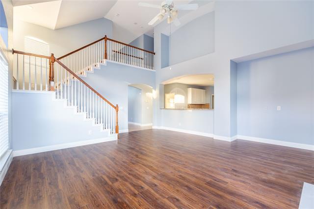 Building Photo - 1069 Knightsbridge Dr