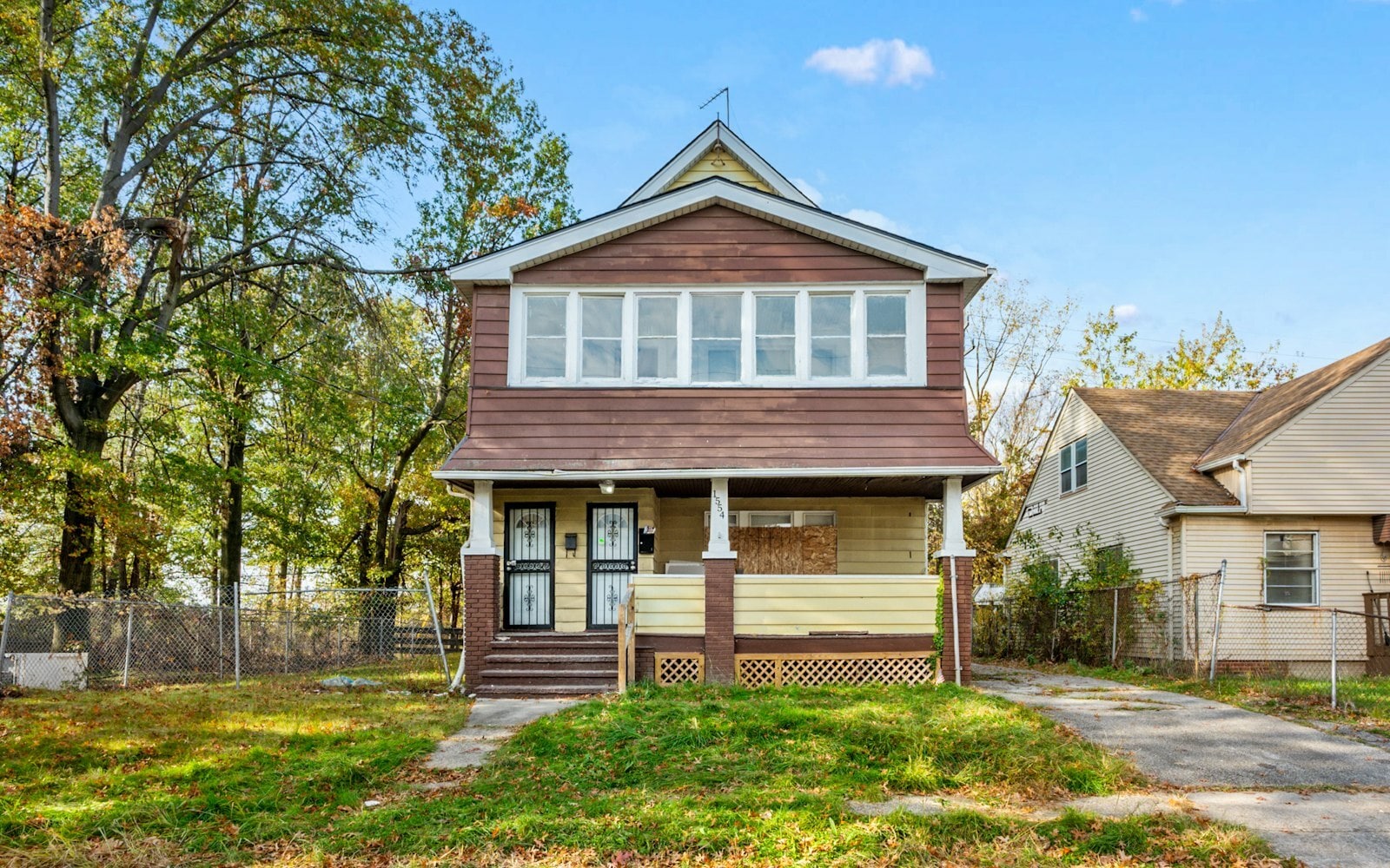1554 Larchmont Rd Cleveland, OH 44110 – photo 2