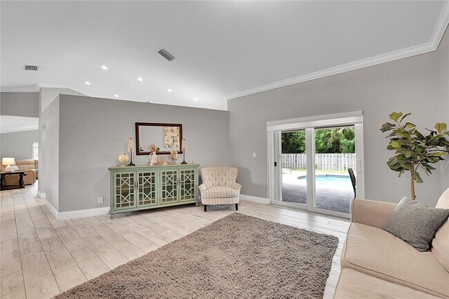 Foto del edificio - 9841 SW 1st St