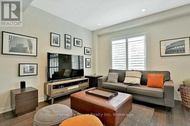 Photo du bâtiment - 63 Southshore Cres