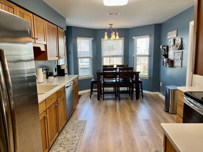 Foto del edificio - Updated 3BR/2BA with LOFT and Garage!