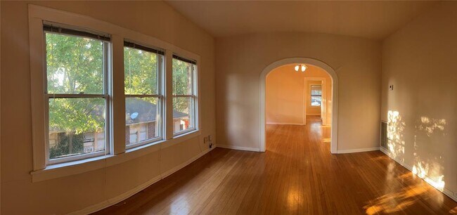 Foto del edificio - 1708 Hawthorne St
