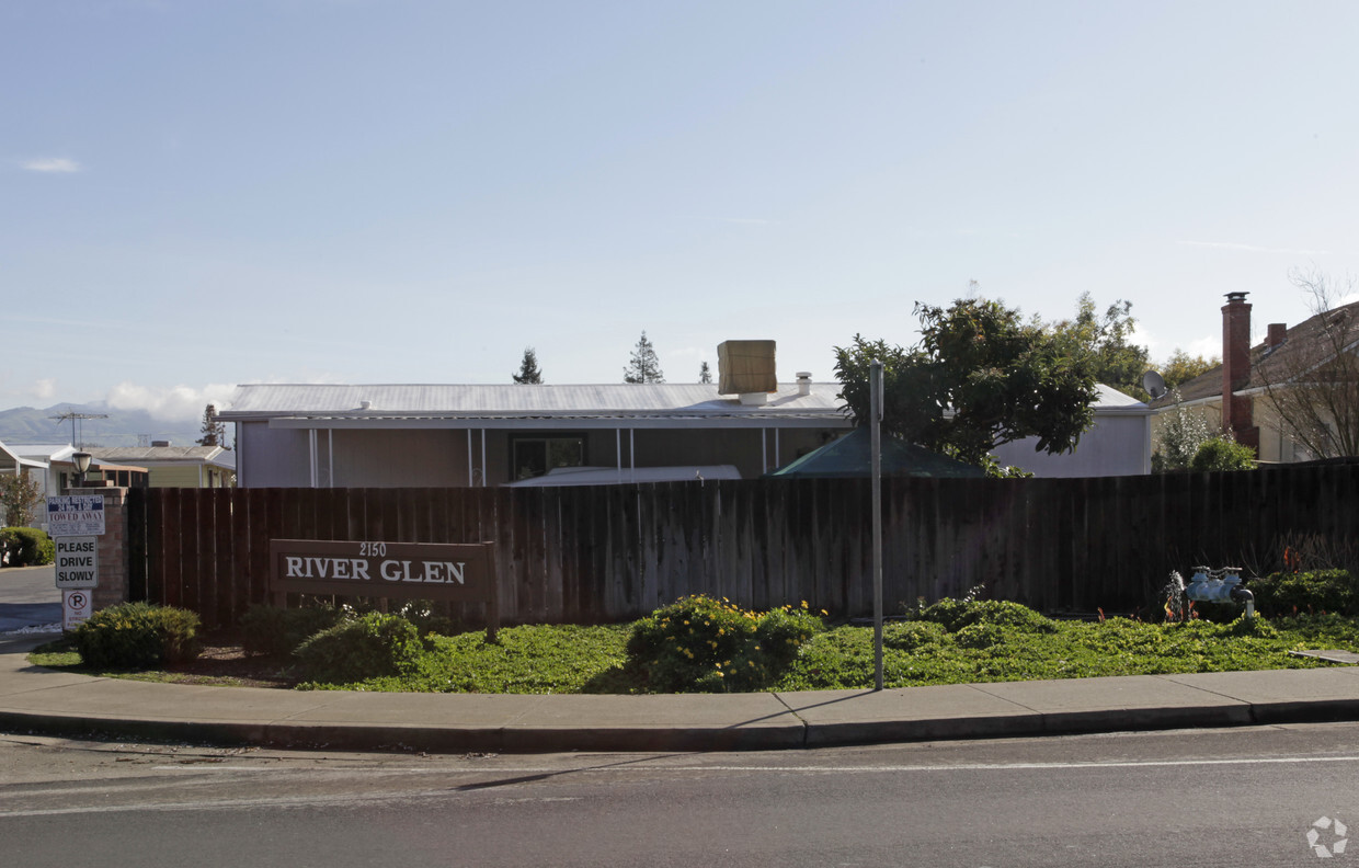 Building Photo - River Glen Mobile Park