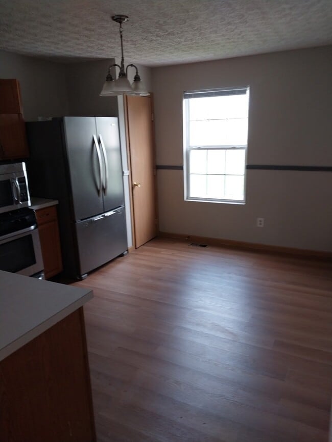 Foto del edificio - 493 Wellsleyglen Dr
