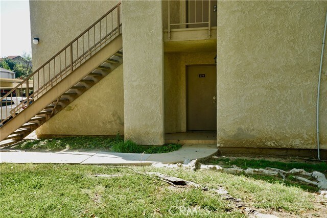 Foto del edificio - 17068 Colima Rd