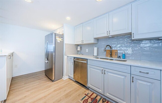 Foto del edificio - 800 S Gulfview Blvd