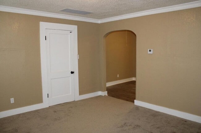 Photo - 1034 Kney St House