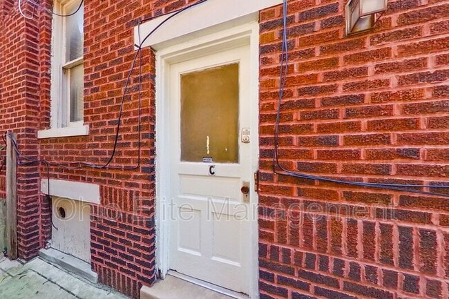 Foto del edificio - 331 Chittenden Ave