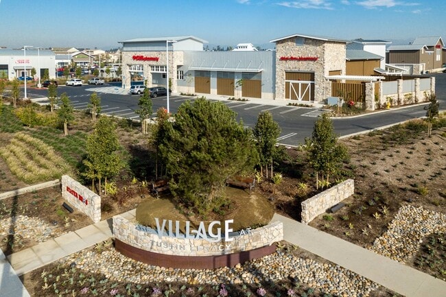 Building Photo - 15213 Linden Way