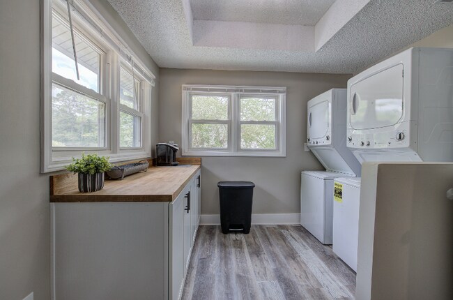 Foto del edificio - 227 St Elmo Cir