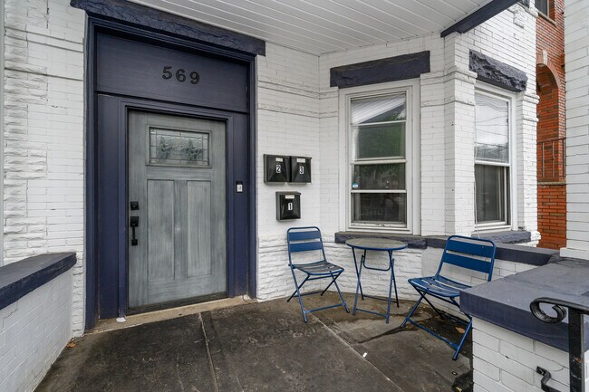 Foto del edificio - 569 Liberty Ave